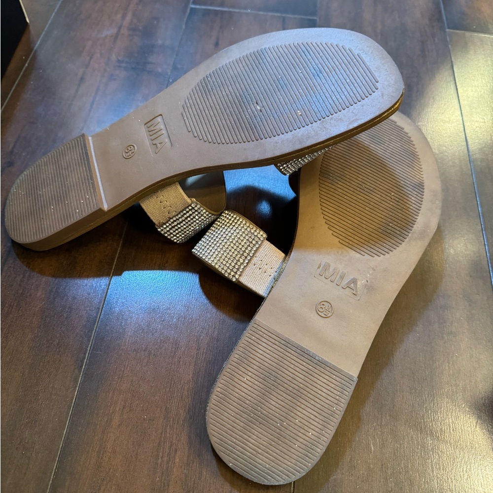 MIA Silver Rhinestone Sandals - Picture 5 of 8